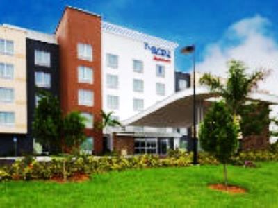 Fairfield Inn & Suites By Marriott Fort Lauderdale Pembroke Pines Exterior photo
